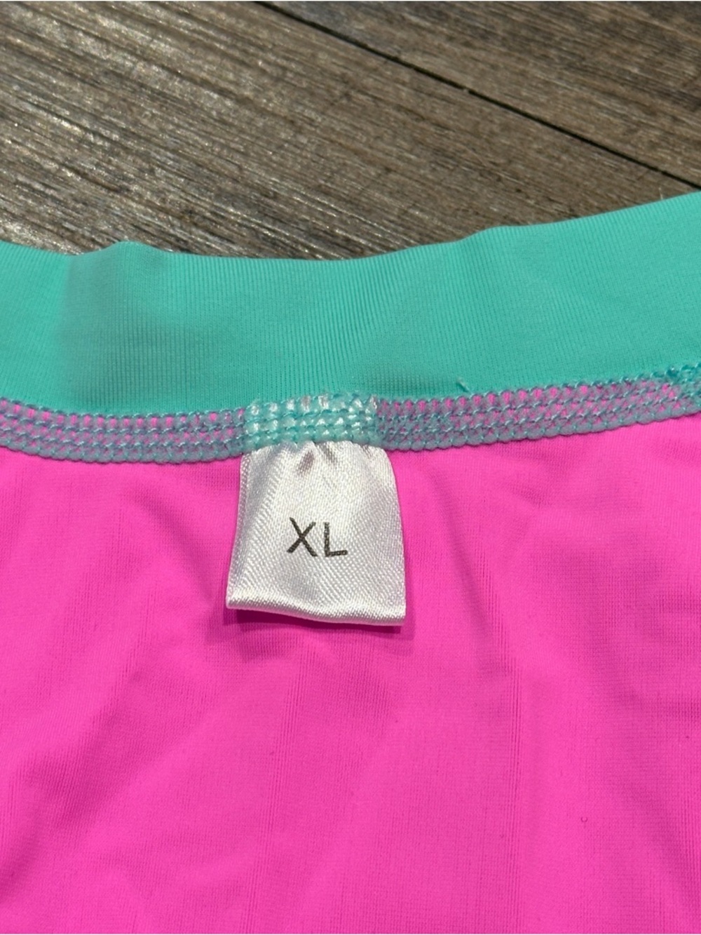 Century Star Long Sleeve Colorblock Rash Guard XLarge NWOT Pink Mint - Picture 13 of 13